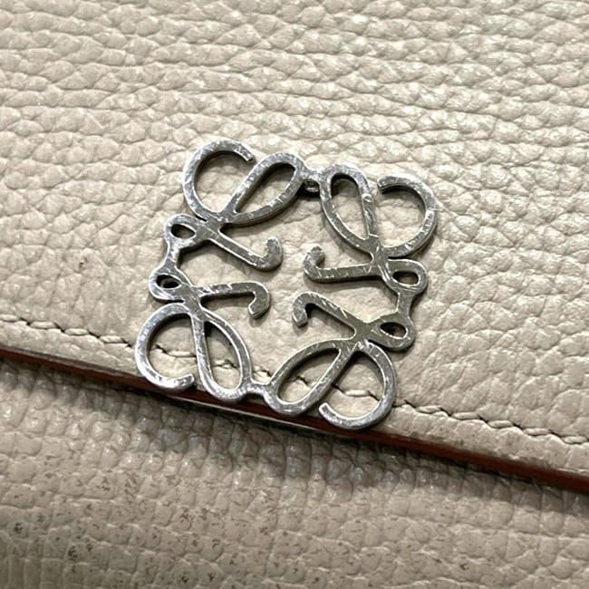 Loewe Trifold Wallet Vertical Beige Anagram — view 9