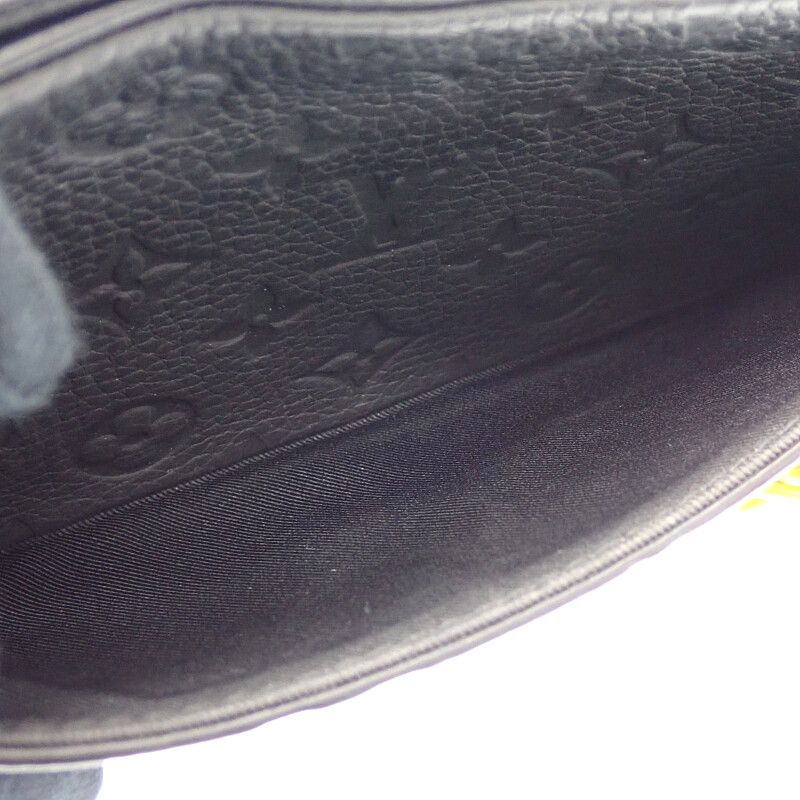 Louis Vuitton Pochette Volga Uniform Staff Limited Monogram — view 9