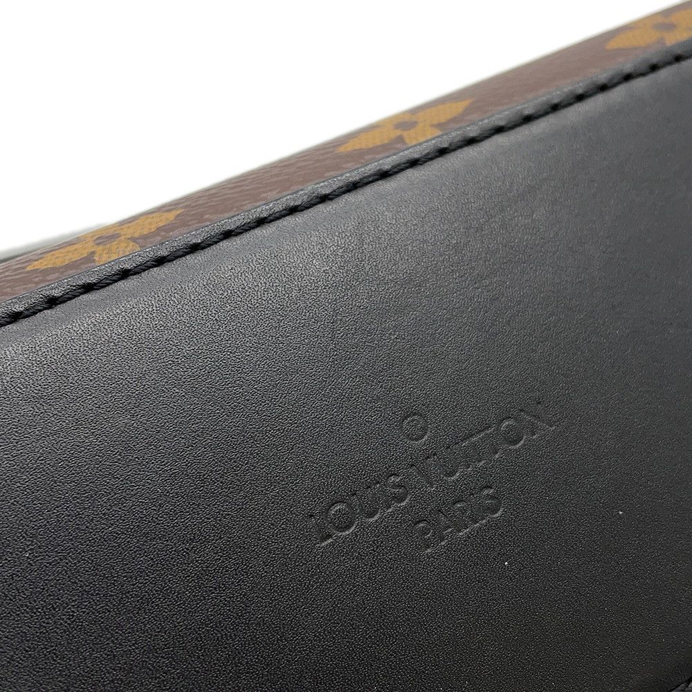 Louis Vuitton Shoulder Bag Monogram Saintonge Tassel Noir Black — view 9