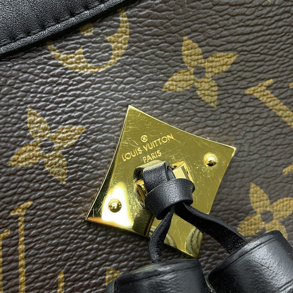 Louis Vuitton Shoulder Bag Monogram Saintonge Tassel Noir Black — view 8