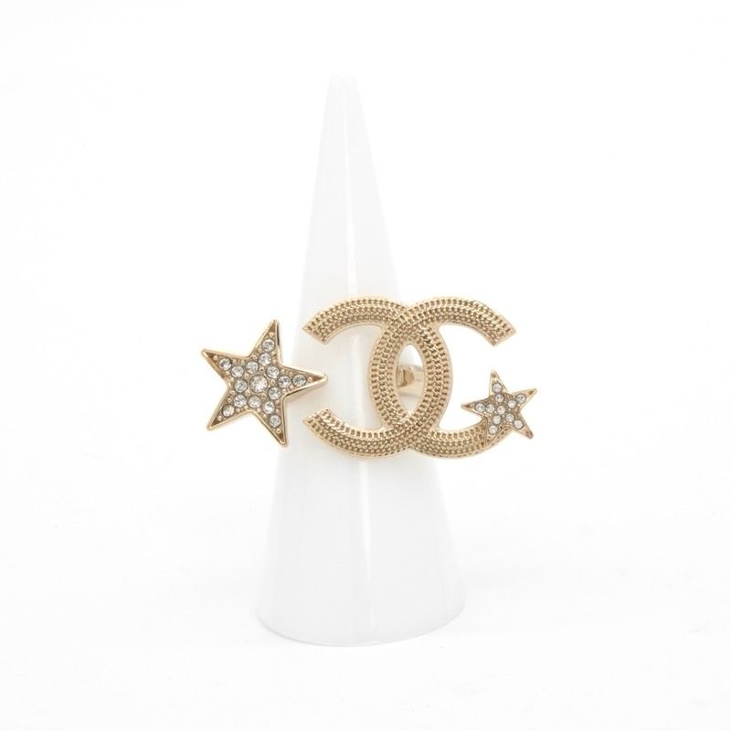 Chanel Ring Gold CC Logo Star — view 7