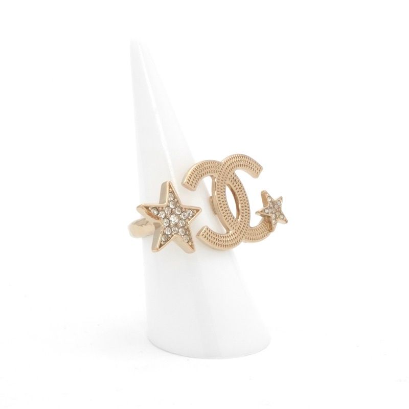 Chanel Ring Gold CC Logo Star — view 8