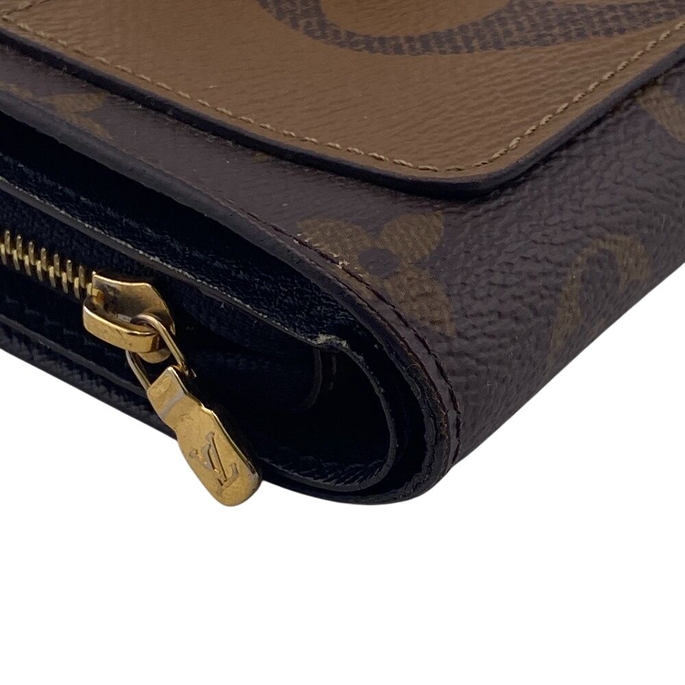 Louis Vuitton Portefeuille Juliette Monogram Reverse Leather Bifold — view 4