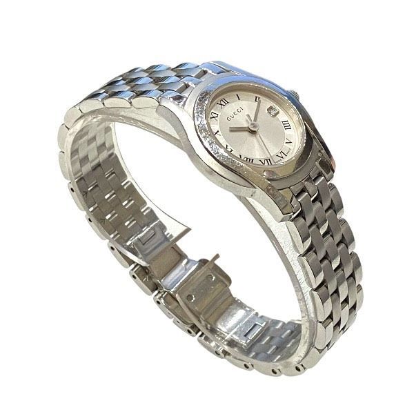 Gucci Class Quartz Watch — view 3