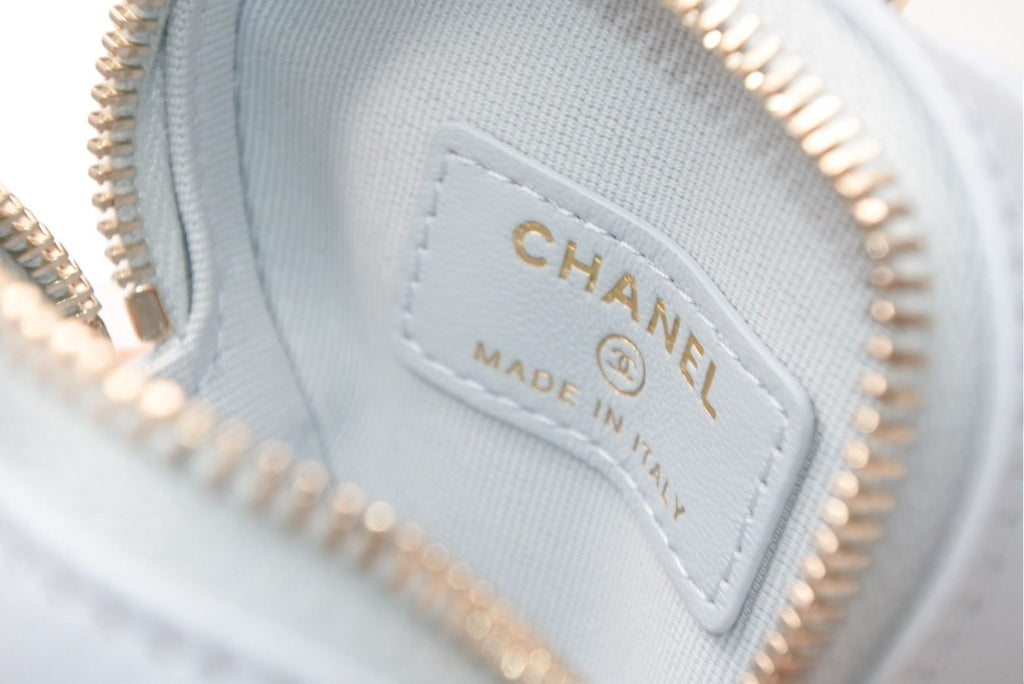 Chanel Heart Bag Charm Stand CC Logo Quilted Lambskin Light Blue — view 8