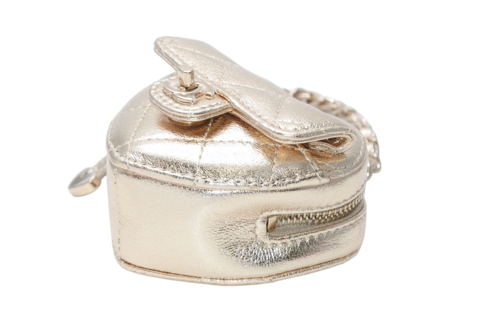 Chanel Heart Bag Charm Stand CC Logo Quilted Lambskin Gold — view 4