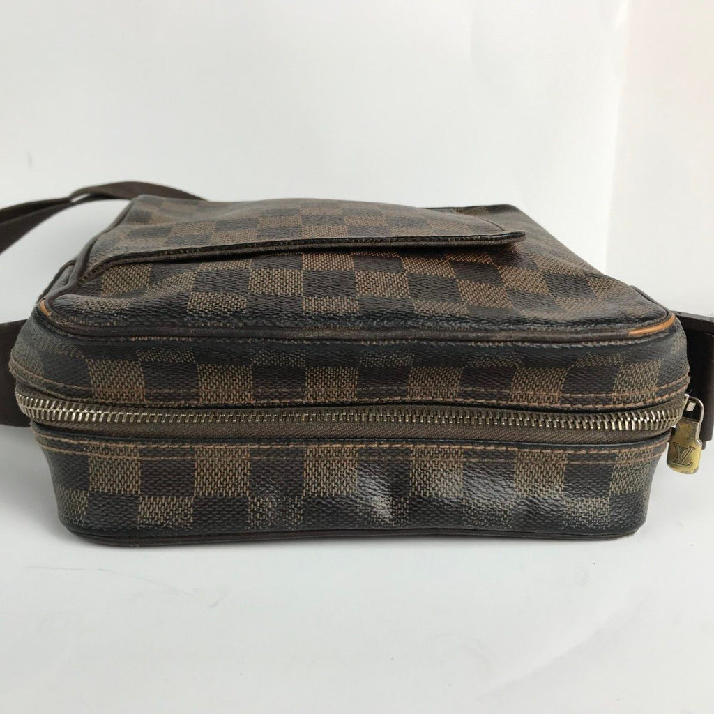 Louis Vuitton Shoulder Bag Damier Olaf PM Corner — view 3