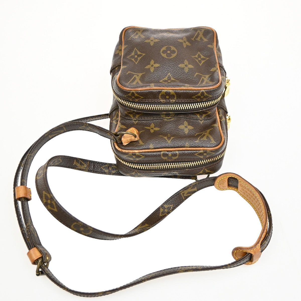 Louis Vuitton Mini Amazon Shoulder Bag Monogram Leather — view 5
