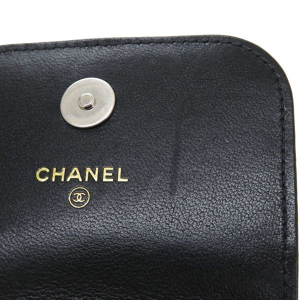 Chanel 19 Chain Shoulder Bag — view 7