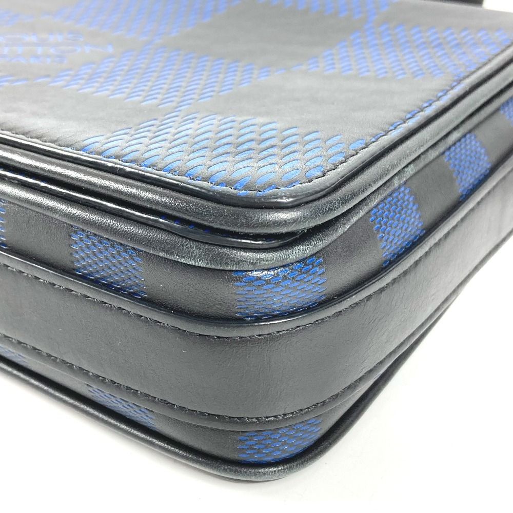 Louis Vuitton Shoulder Bag Studio Messenger Leather Black Blue — view 6