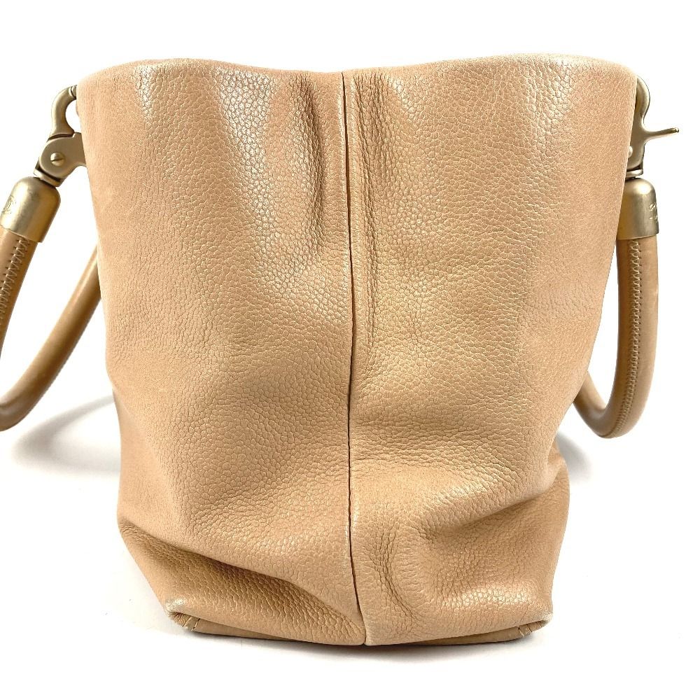 Chanel Shoulder Bag CC Logo Caviar Leather Beige — view 4