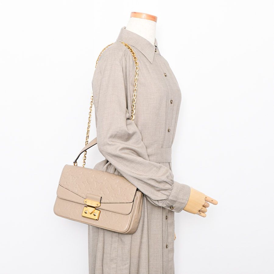 Louis Vuitton Shoulder Bag Malso Tourterelle — view 7