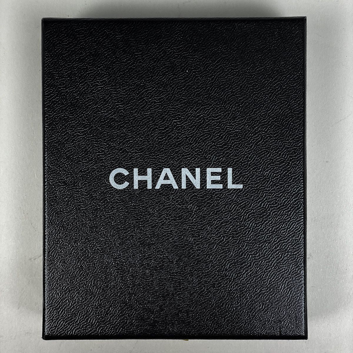 Chanel CC Logo Belt 14 Leather Beige Gold — view 7