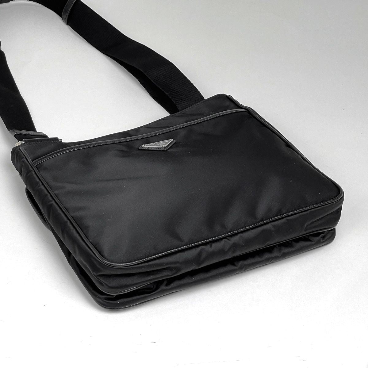 Prada Shoulder Bag Nylon Nero — view 2