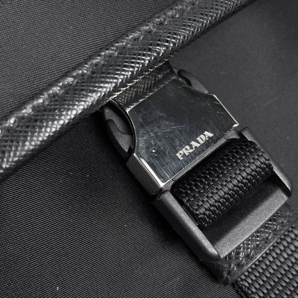 Prada Shoulder Bag Nylon Nero — view 4