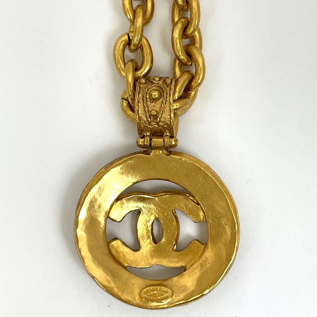 Chanel CC Logo Chain Necklace Long Round Gold Plated — view 2