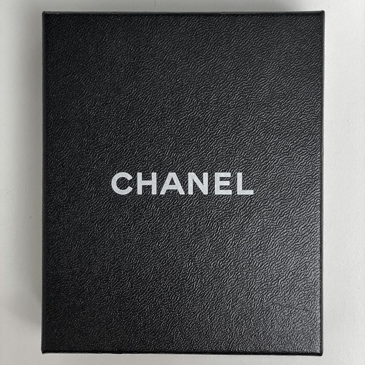 Chanel CC Logo Chain Necklace Long Round Gold Plated — view 8