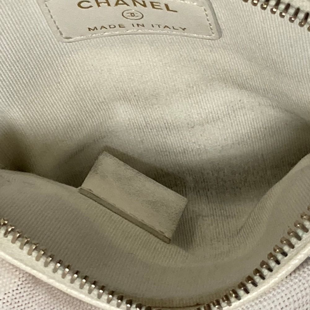 Chanel Quilted Caviar Leather Classic Zip Coin Purse — view 7