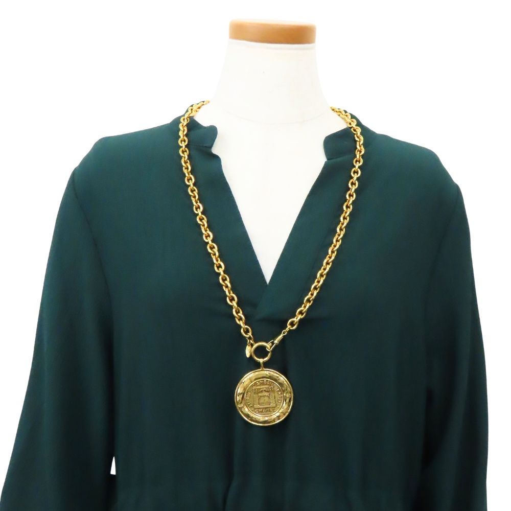 Chanel Necklace Cambon Gold — view 8