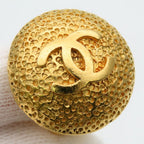 Chanel Earrings CC Logo Metal Gold Plated — view 6