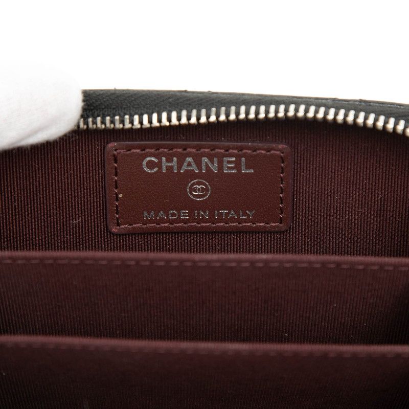 Chanel CC Logo Quilted Classic Zip Coin Purse Black Caviar Leather — view 5