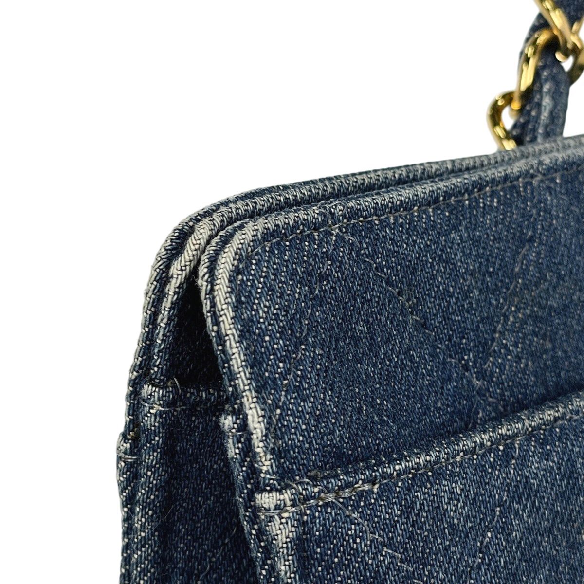 Chanel CC Logo Chain Tote Quilted Denim Blue — view 9