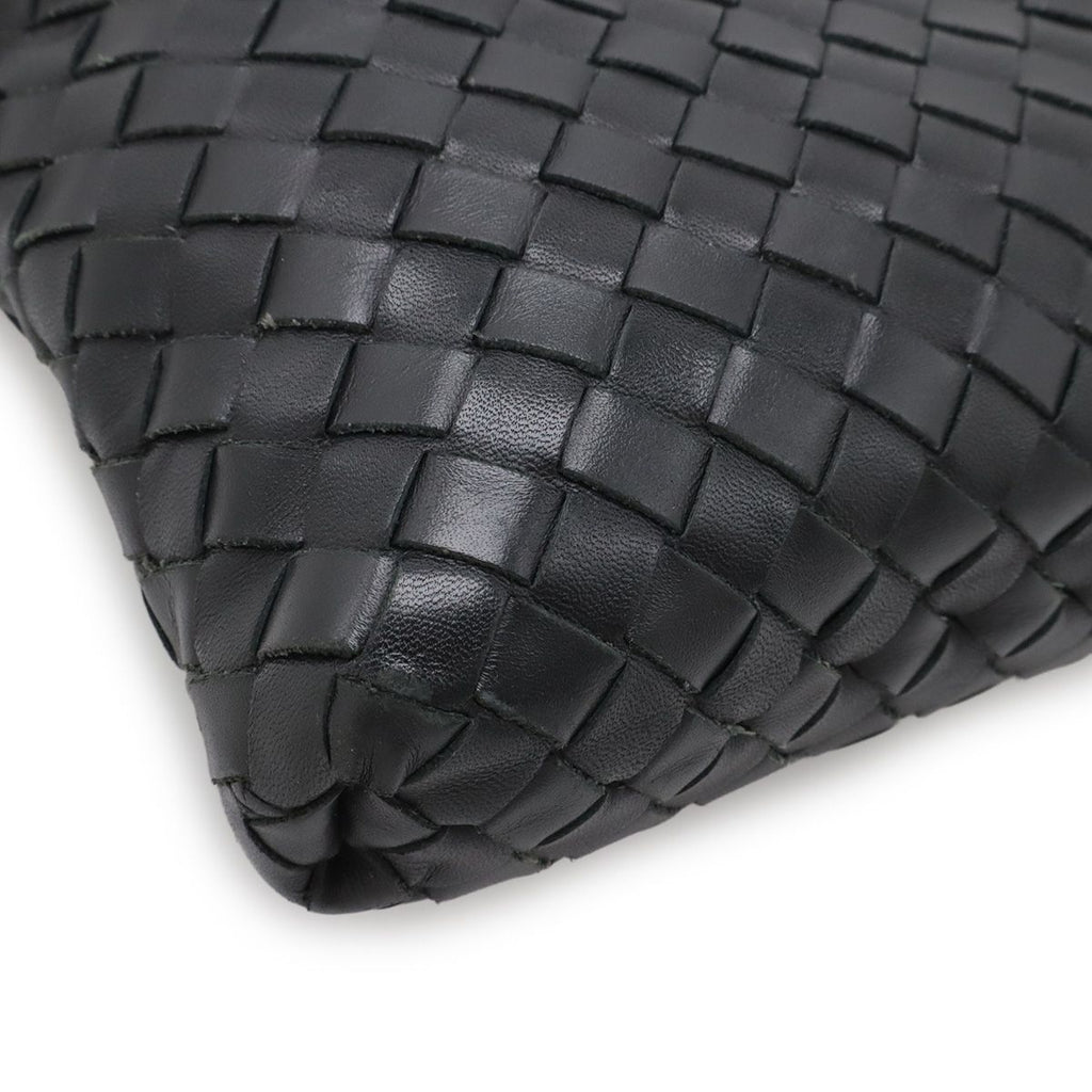 Bottega Veneta Intrecciato Shoulder Bag Crossbody Leather Black — view 3