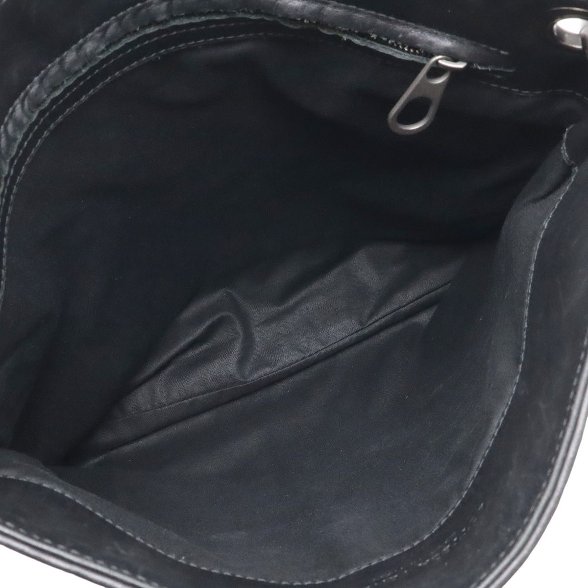 Bottega Veneta Intrecciato Shoulder Bag Crossbody Leather Black — view 6