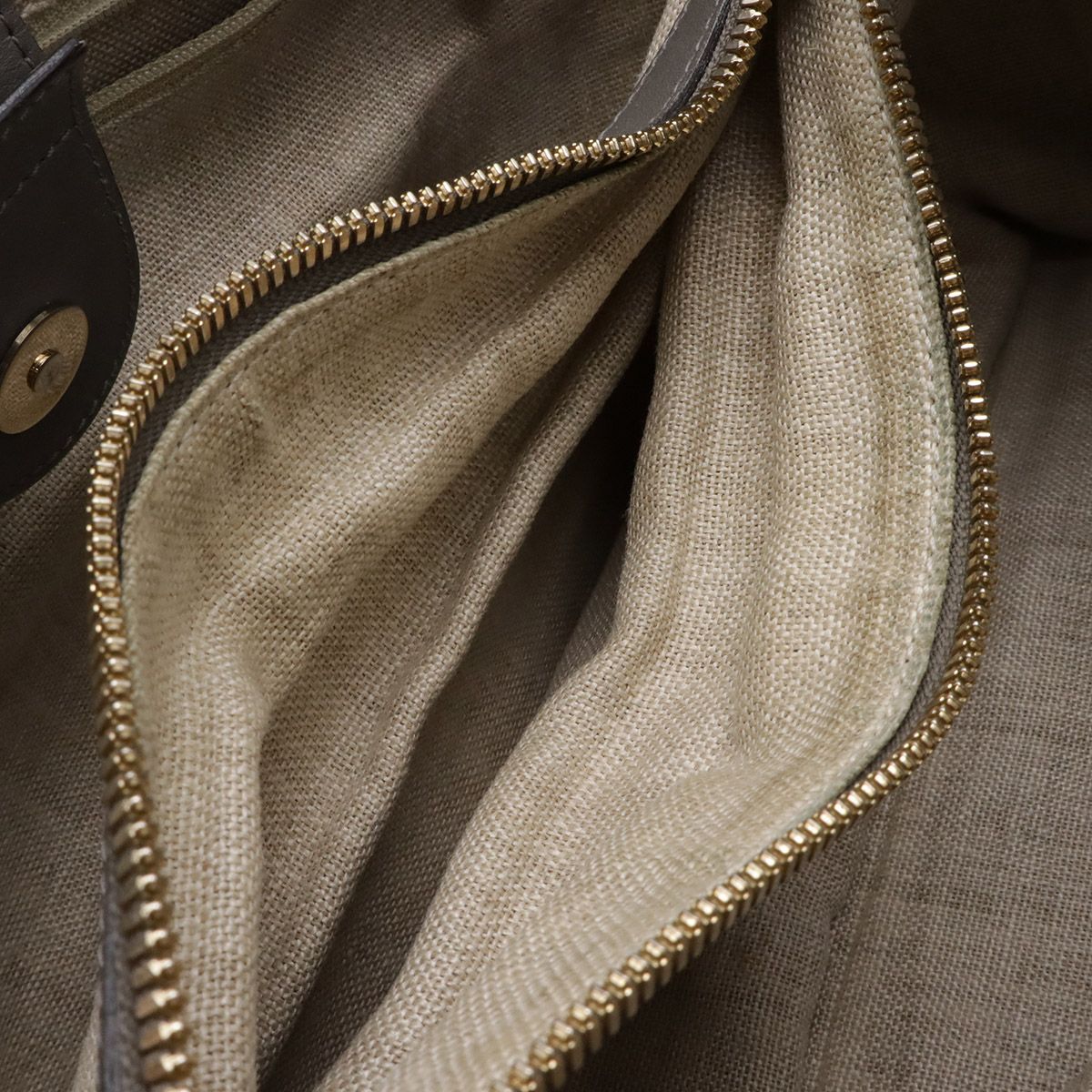 Gucci Micro Guccissima Tote 2-Way Shoulder Bag Leather Gray Gold — view 8