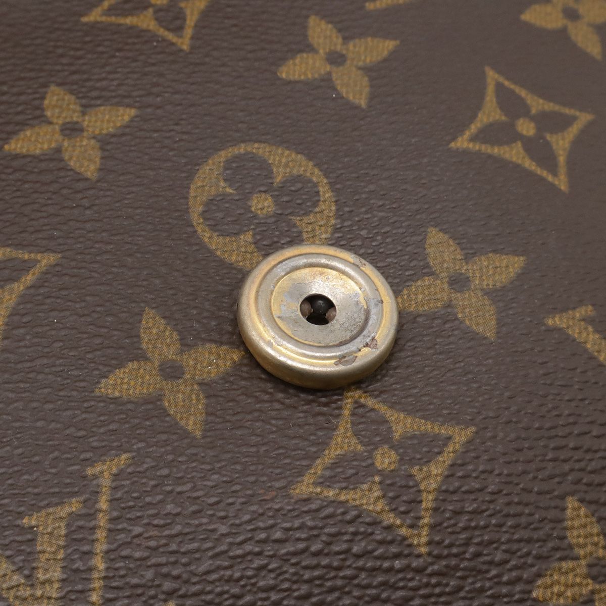 Louis Vuitton Monogram Mini Saint Cloud Shoulder Bag Pochette — view 9