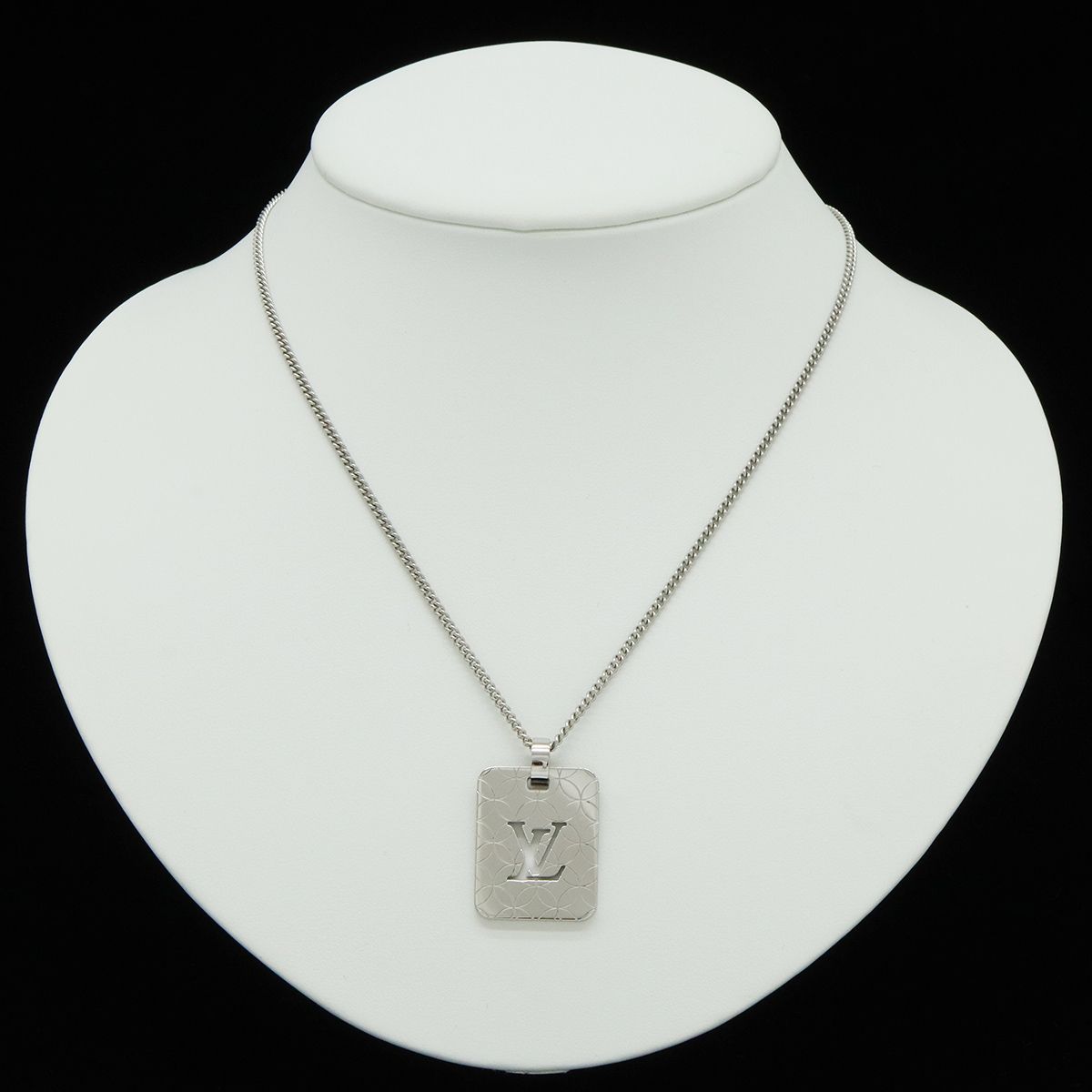 Louis Vuitton Pendentif PM Necklace Pendant Silver — view 6