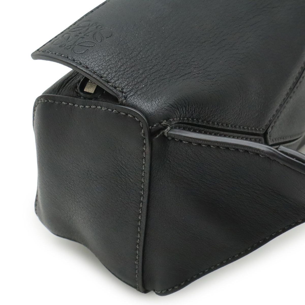 Loewe Puzzle Bum Bag Mini Leather Black — view 4