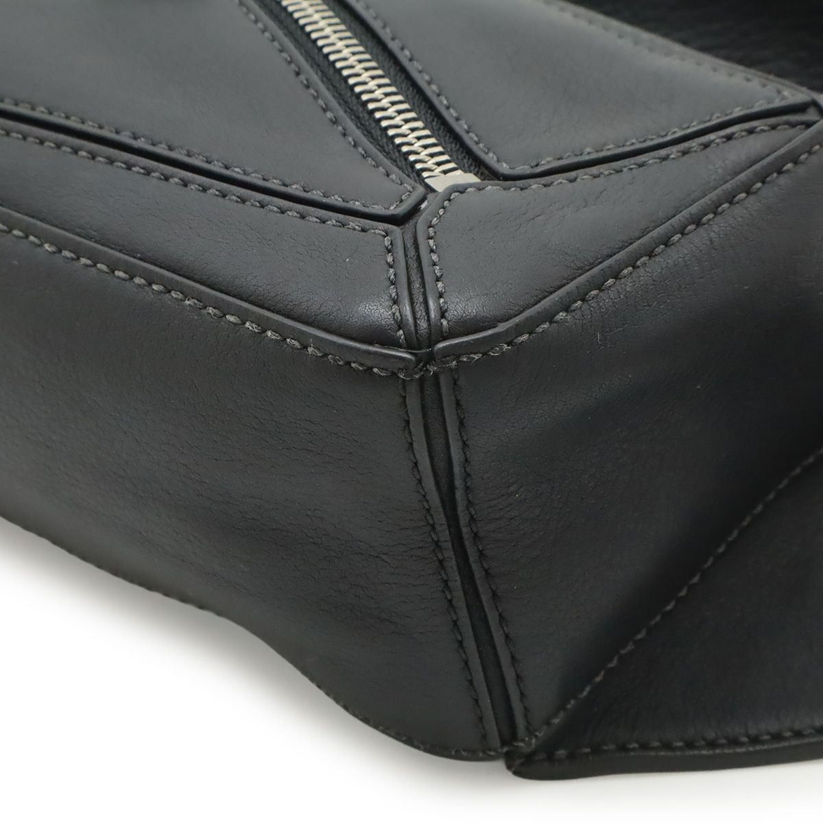 Loewe Puzzle Bum Bag Mini Leather Black — view 3