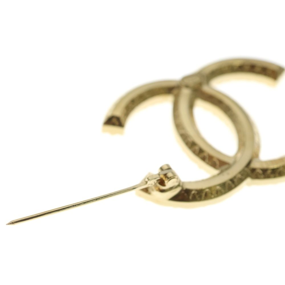 Chanel CC Logo Rhinestone Pin Badge Brooch Gold — view 6