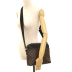 Louis Vuitton Damier Jake Messenger PM — view 9