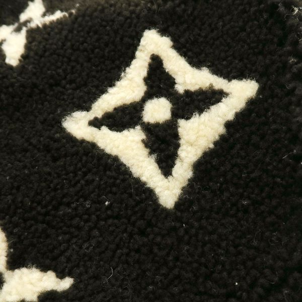 Louis Vuitton Monogram Teddy On The Go GM — view 8