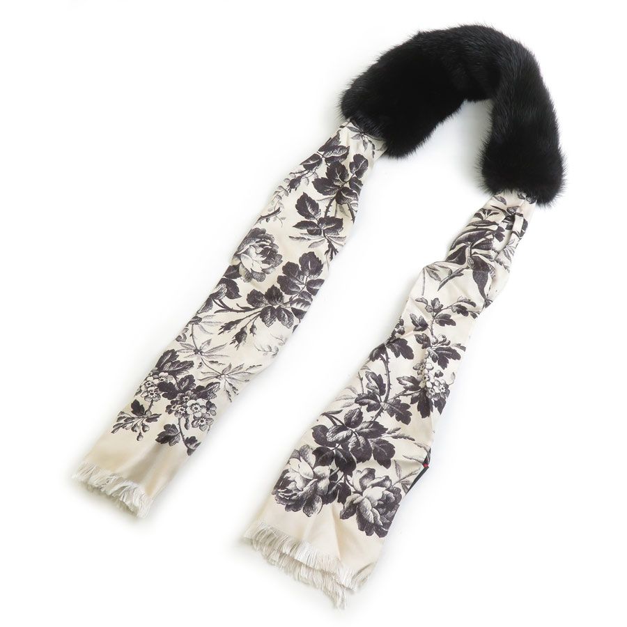 Gucci Scarf Shawl Silk Black Light Beige — view 2