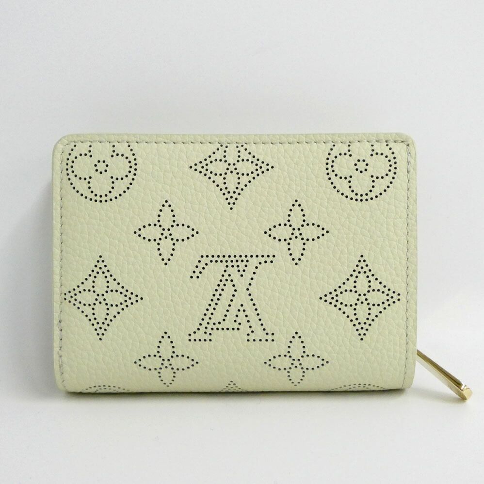 Louis Vuitton Portefeuille Mahina Jade Green Bifold Wallet — view 2