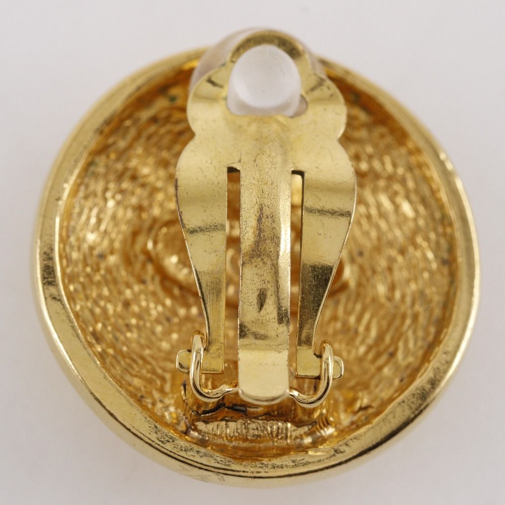 Chanel CC Logo Quilted Vintage Gold Plated Earrings — view 8