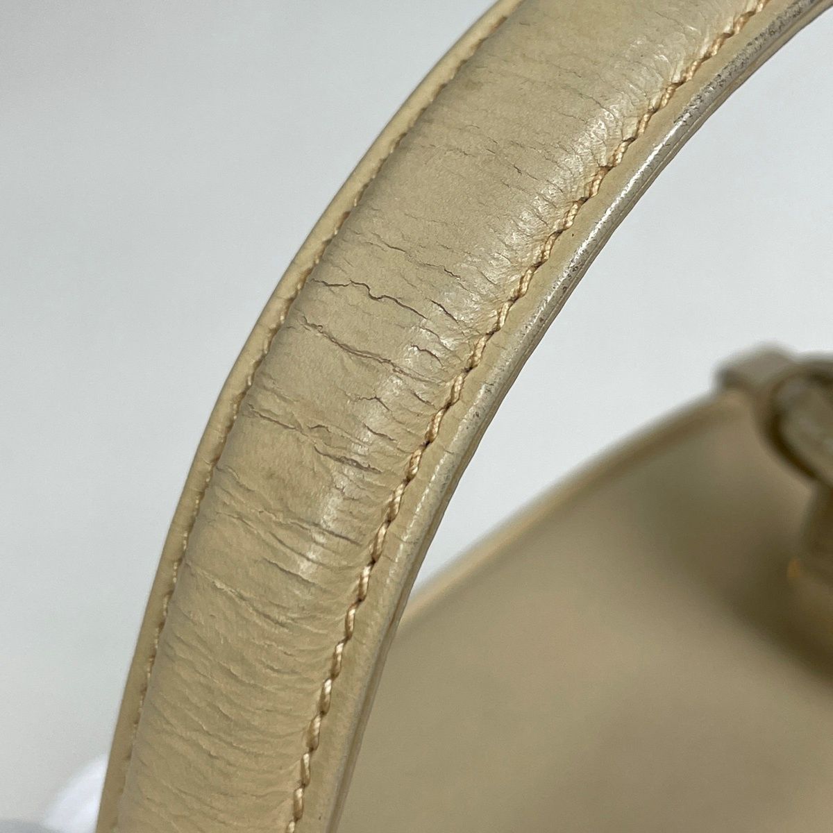 Gucci Ladylock Handbag Vanity Bag Vintage Leather — view 6