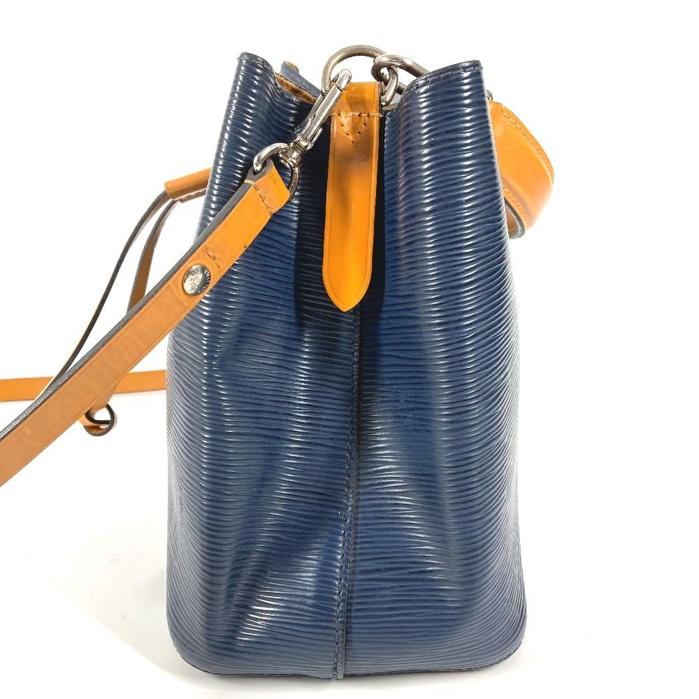 Louis Vuitton Shoulder Bag Neo Noe BB Bicolor Epi Leather — view 3
