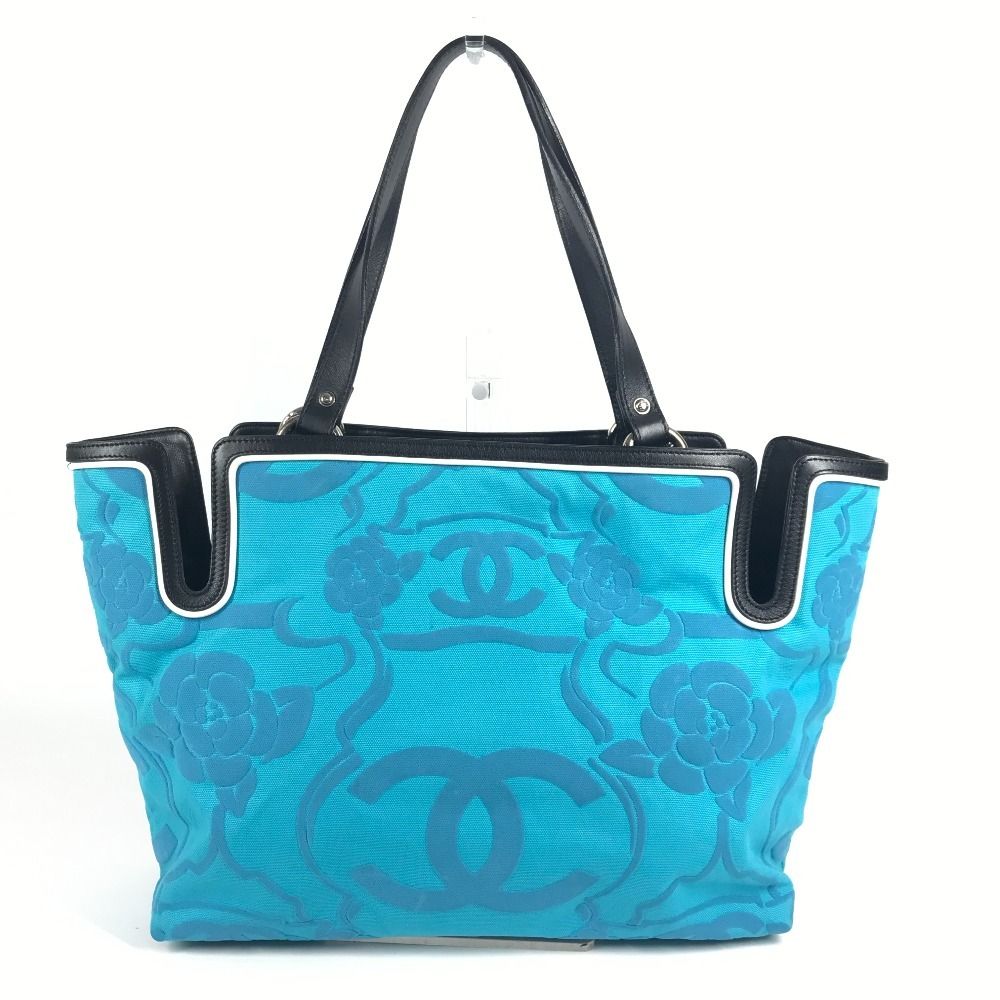 Chanel Shoulder Bag Logo CC Camellia Leather Canvas Blue Shape — view 2