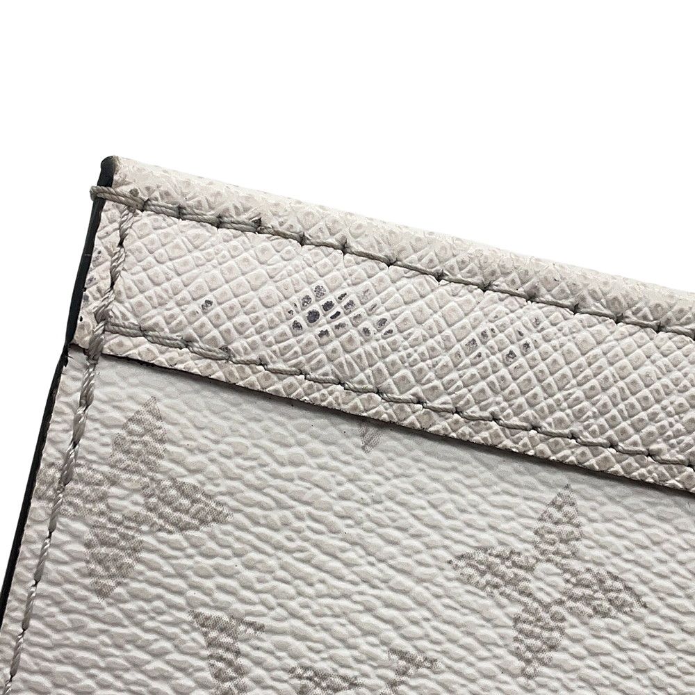 Louis Vuitton Shoulder Bag Monogram Taiga Gaston Wearable Wallet Optical White — view 6