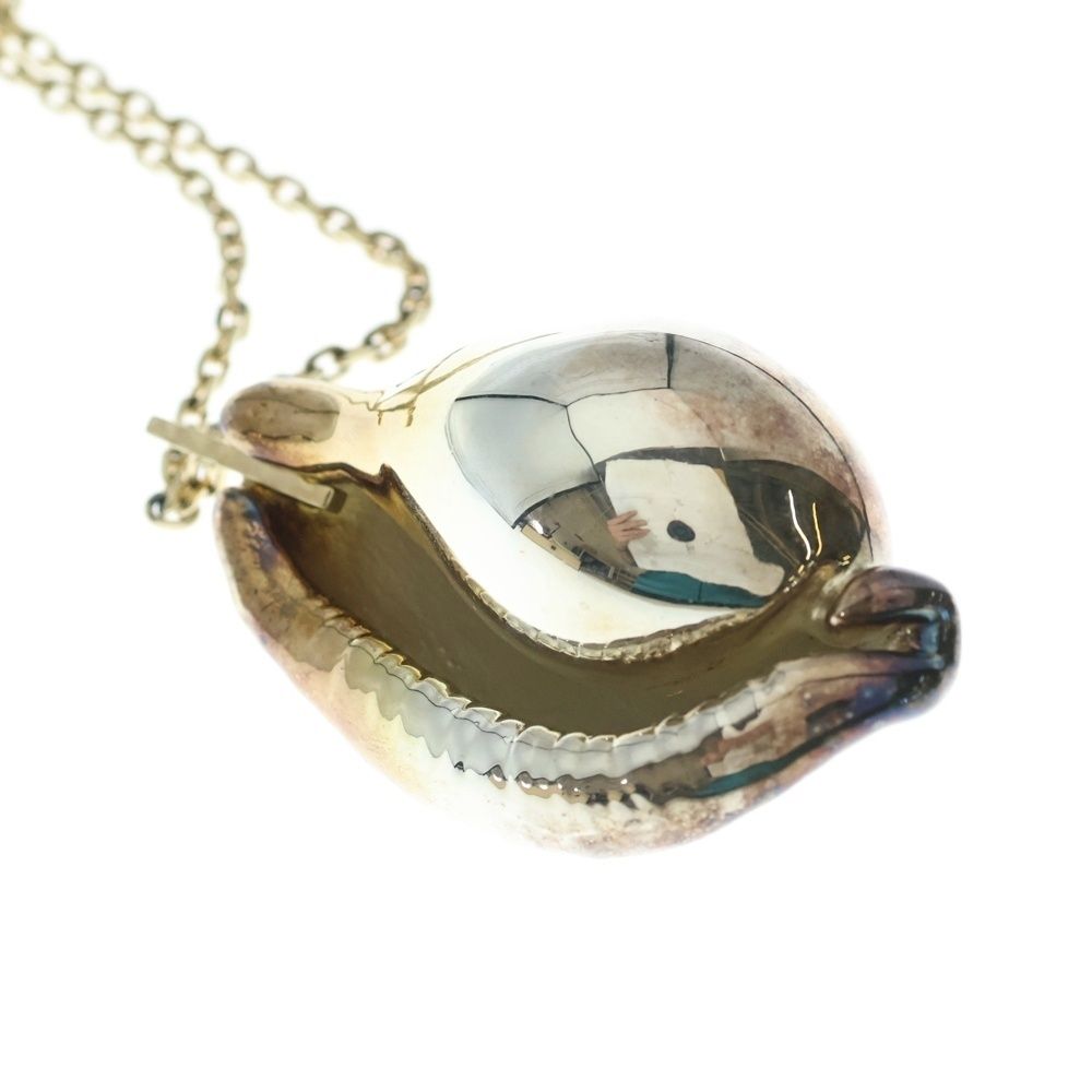 Louis Vuitton Shell Necklace Silver — view 3