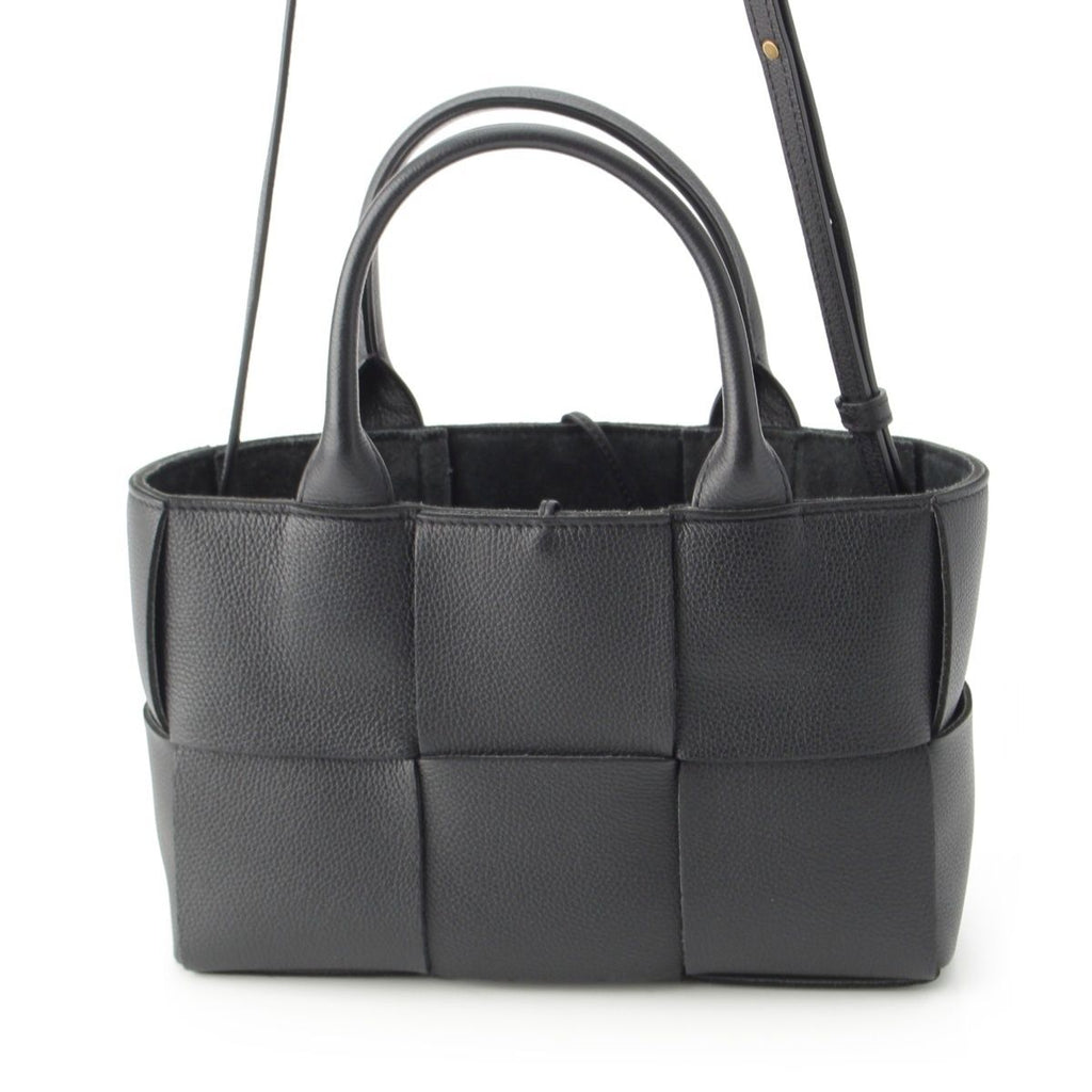 Bottega Veneta Leather Maxi Intrecciato Mini Arco 2-Way Handbag Black — view 2