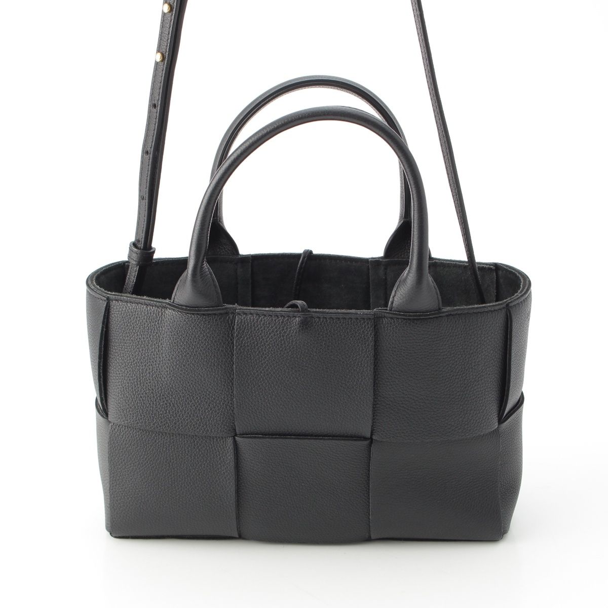 Bottega Veneta Leather Maxi Intrecciato Mini Arco 2-Way Handbag Black — view 5