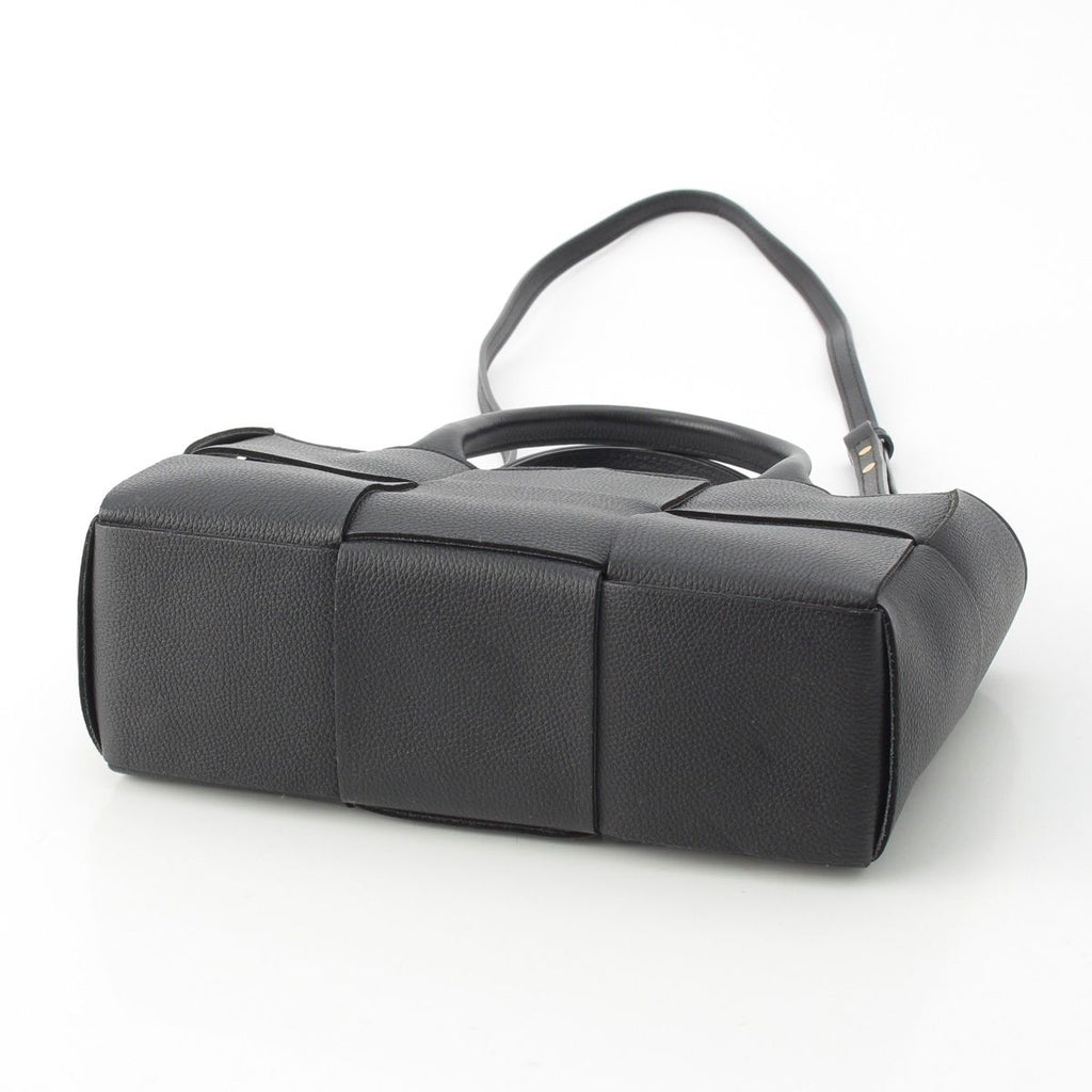 Bottega Veneta Leather Maxi Intrecciato Mini Arco 2-Way Handbag Black — view 6