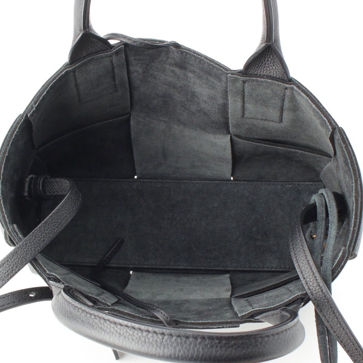 Bottega Veneta Leather Maxi Intrecciato Mini Arco 2-Way Handbag Black — view 7