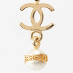 Chanel CC Logo Pearl Necklace Gold — view 6