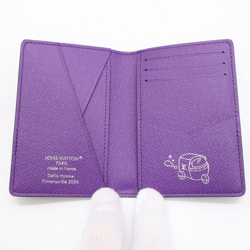 Louis Vuitton Monogram Pigment Card Case Organizer de Poche — view 3